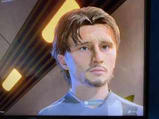 player-img